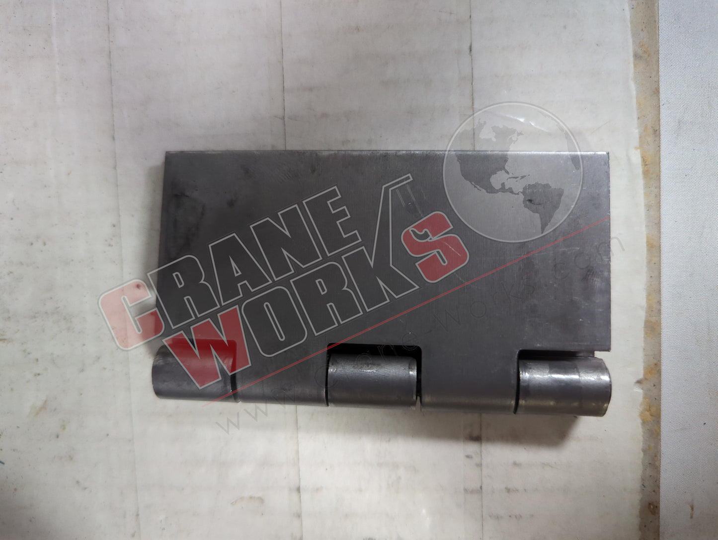 BTS124025 | New Hinge