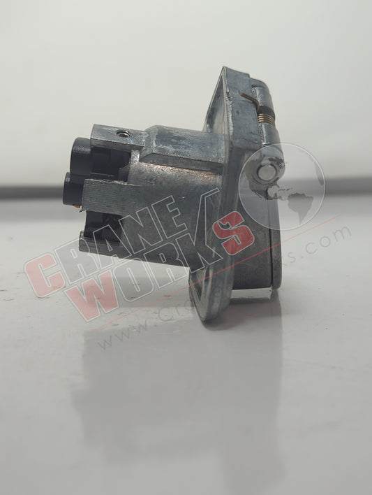 EL23782 | New 7-Way Female Socket