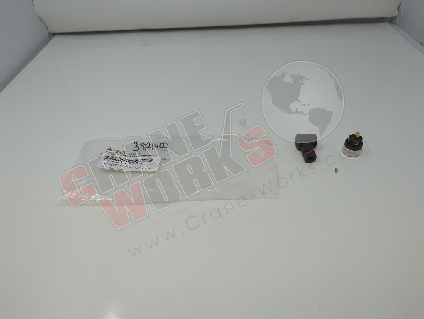 39121400 | New M12 5 Pin Connector 90 Degree