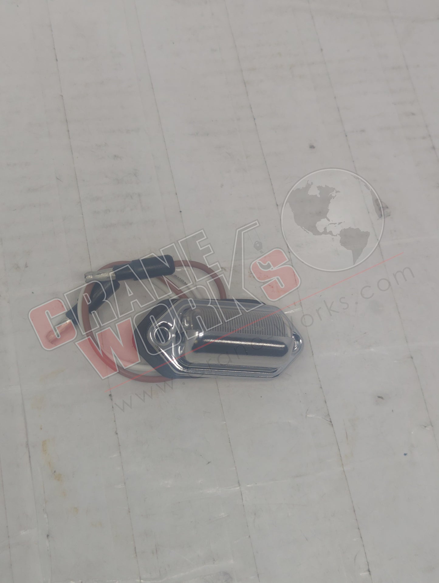 5622133 | New Chrome Led License Plate Lamp