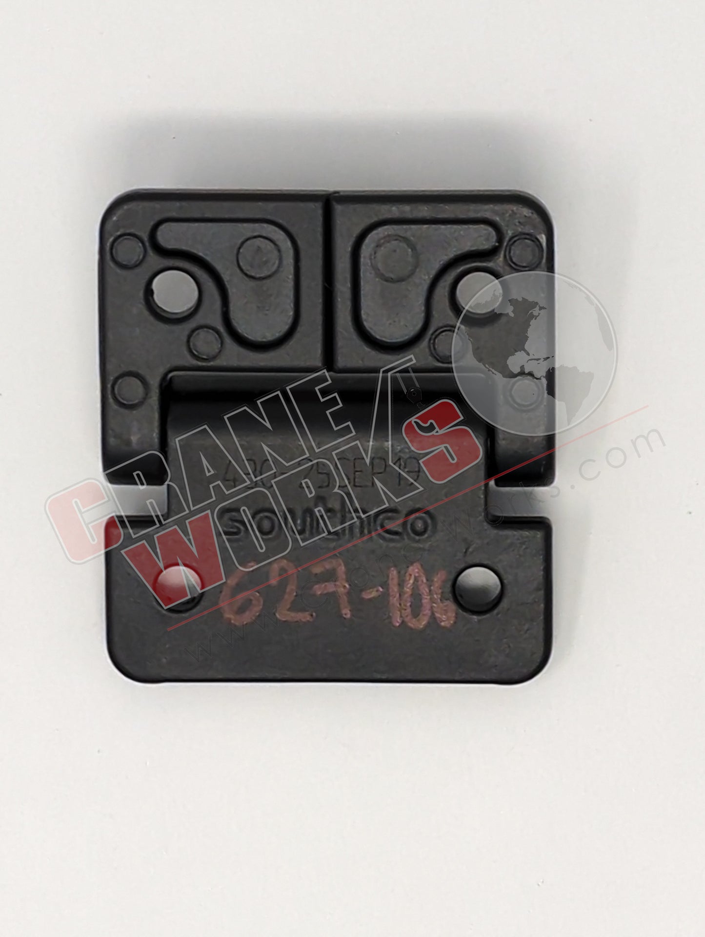 627-106 | New Hinge, Rear Door