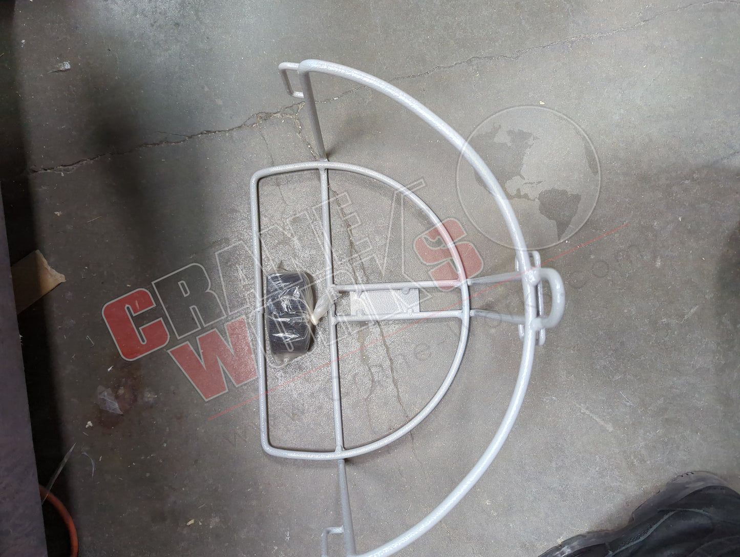 915984-3 | New Wire Cooler Rack, Steel, Silver, 2 Gal., 3 Gal., 5