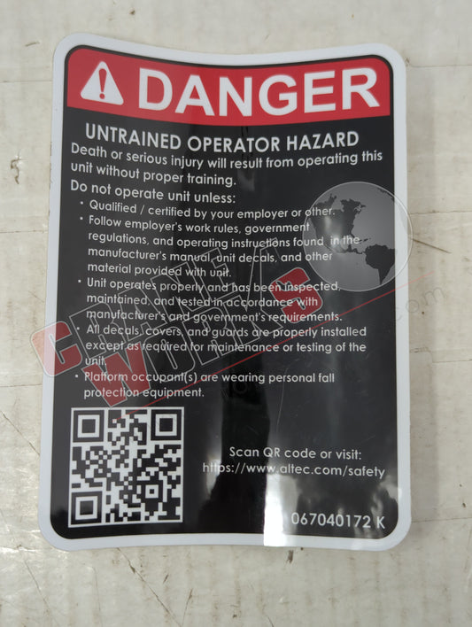 067040172 | New Untrained Operat Danger Decal