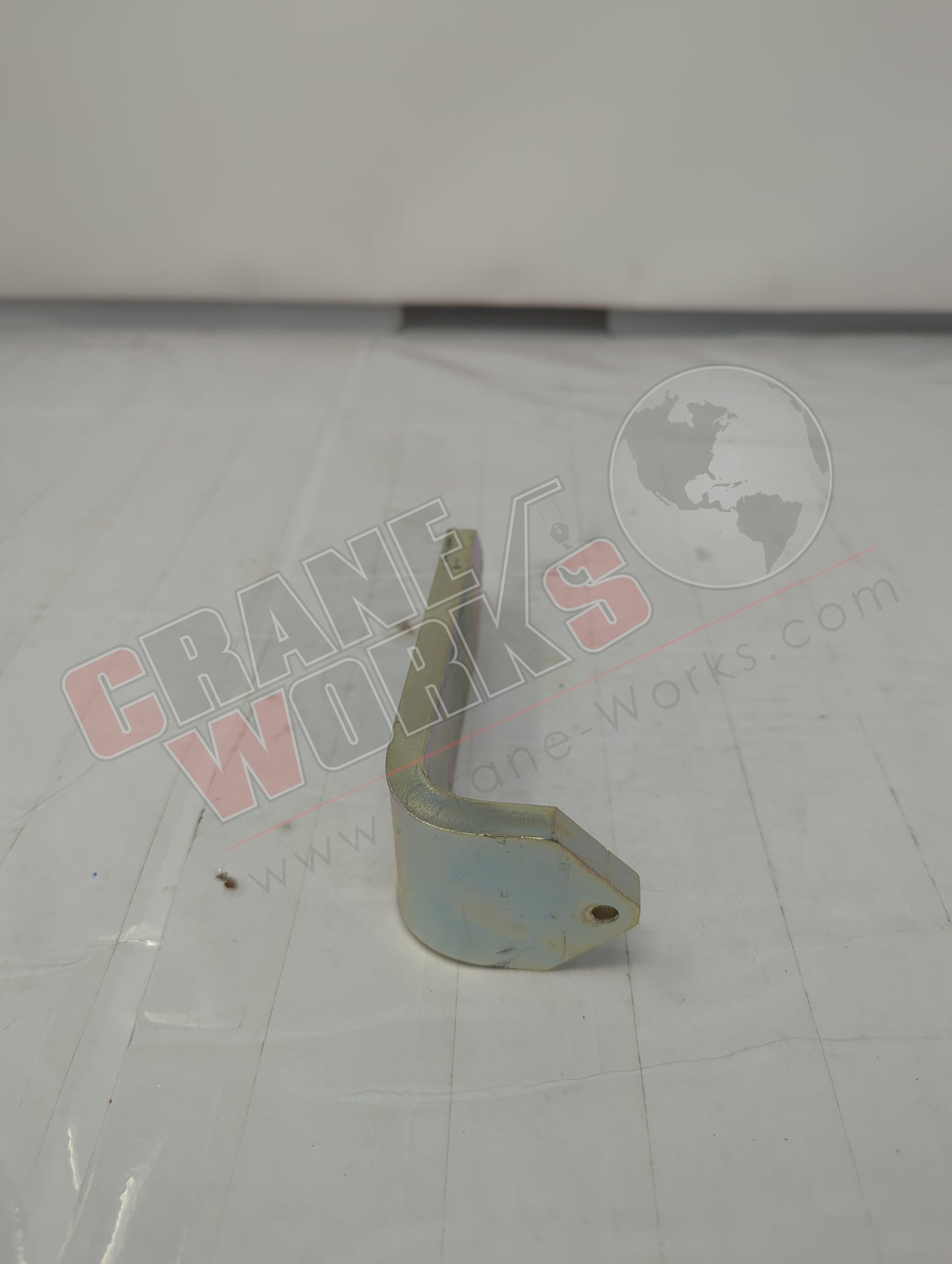 T162322 | New Dolly Lock Bracket