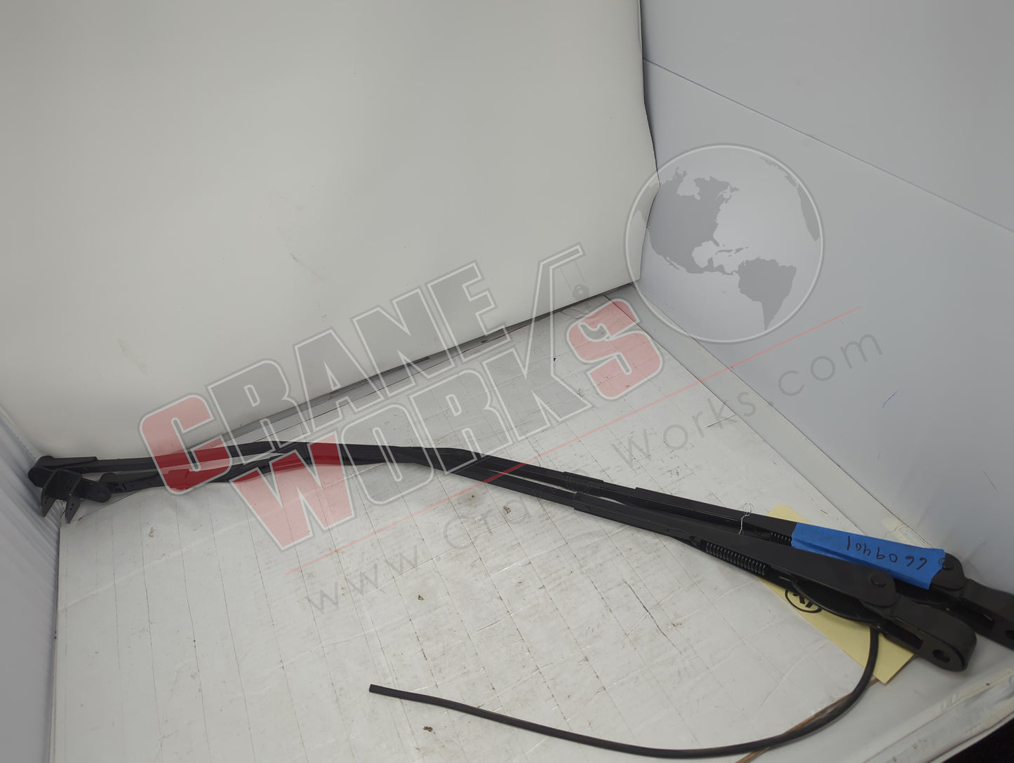 6609401 | New Front Wiper Arm