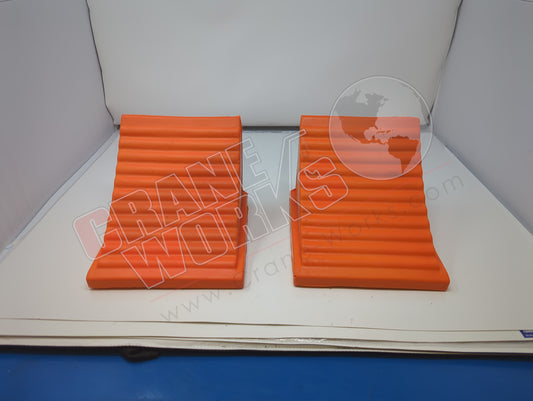 WC786 | New Wheel Chock, Fl Orange