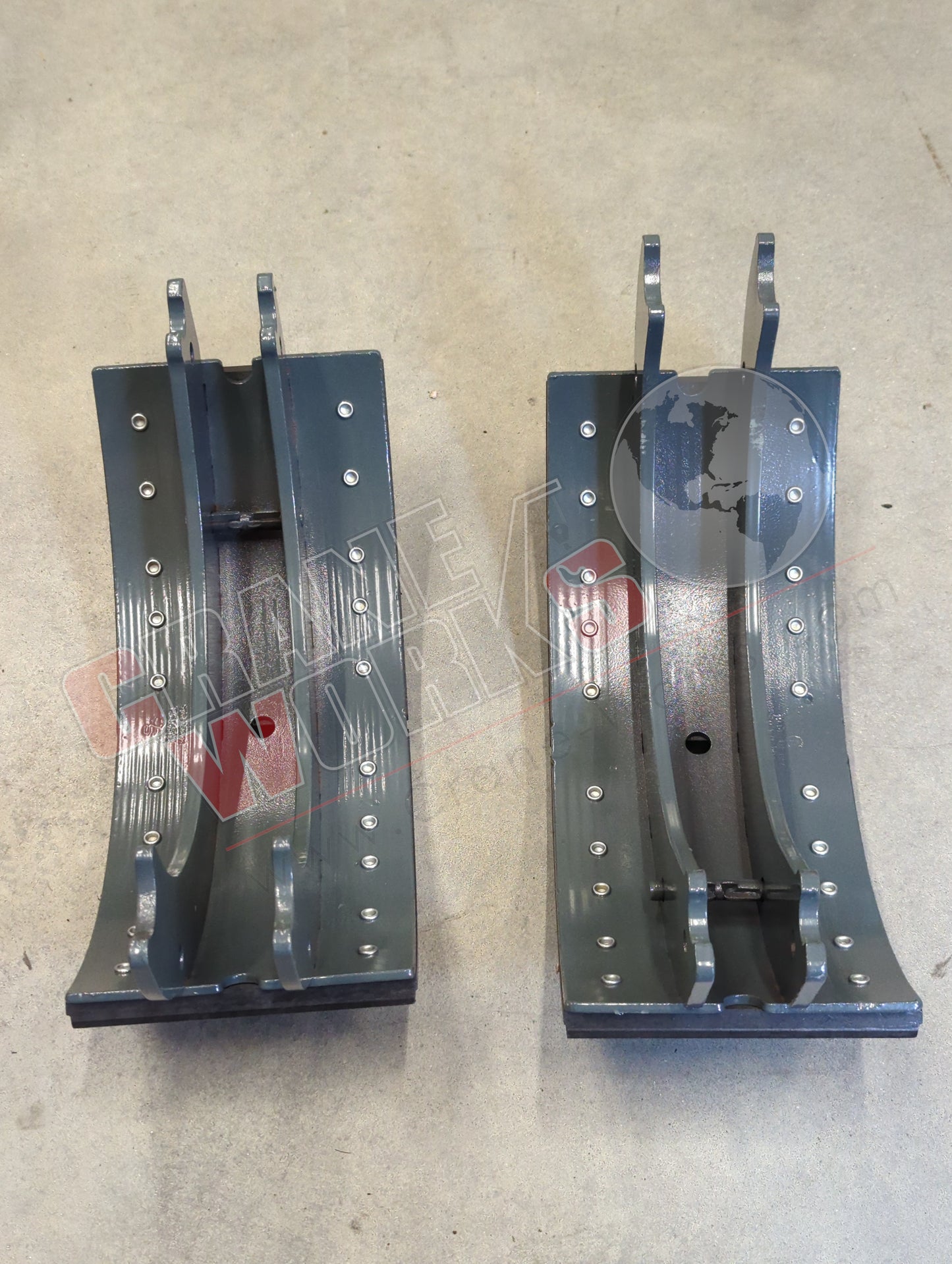 XK3124725E | New Brake Shoes