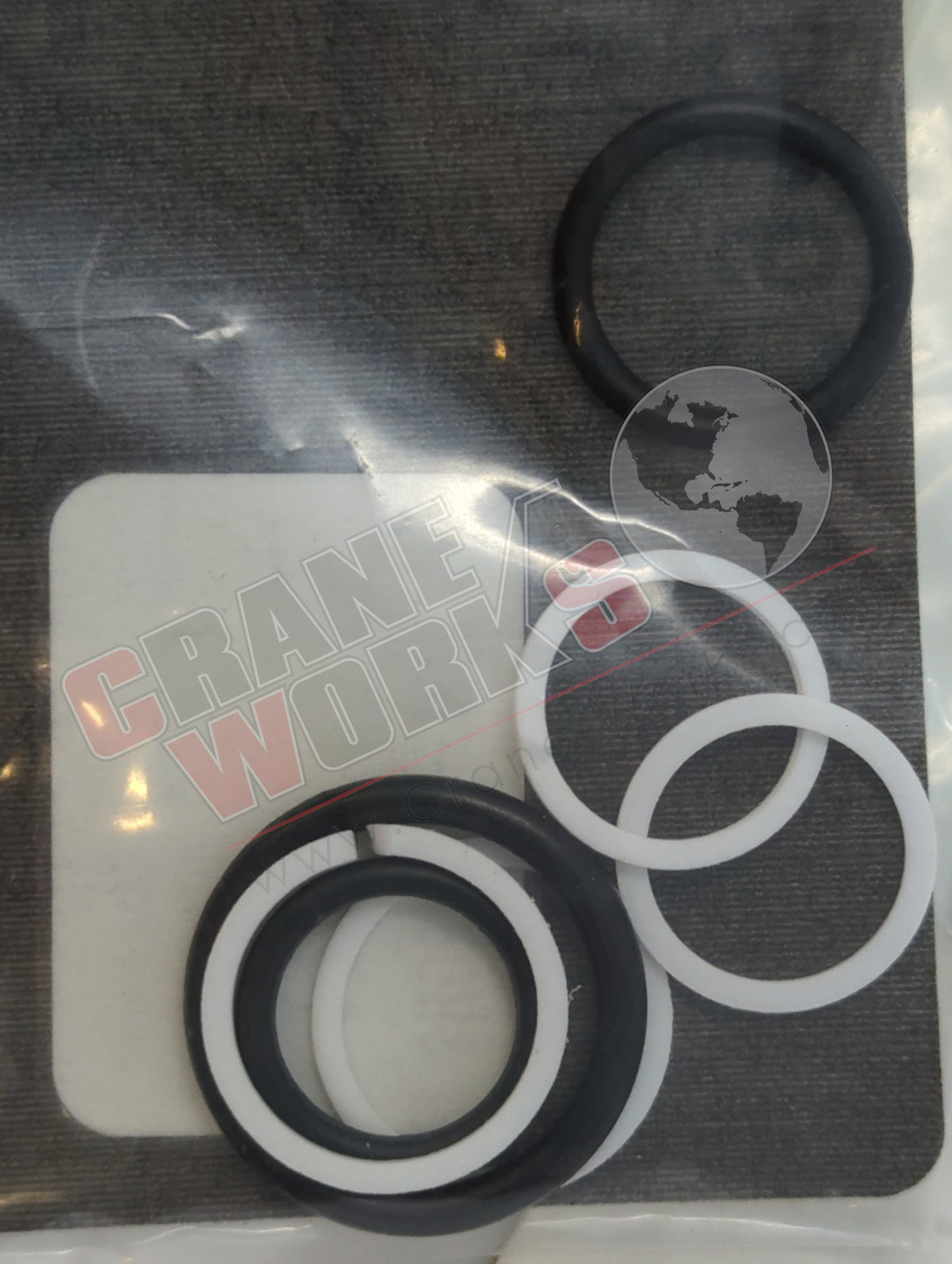 7040915 | New Seal Kit
