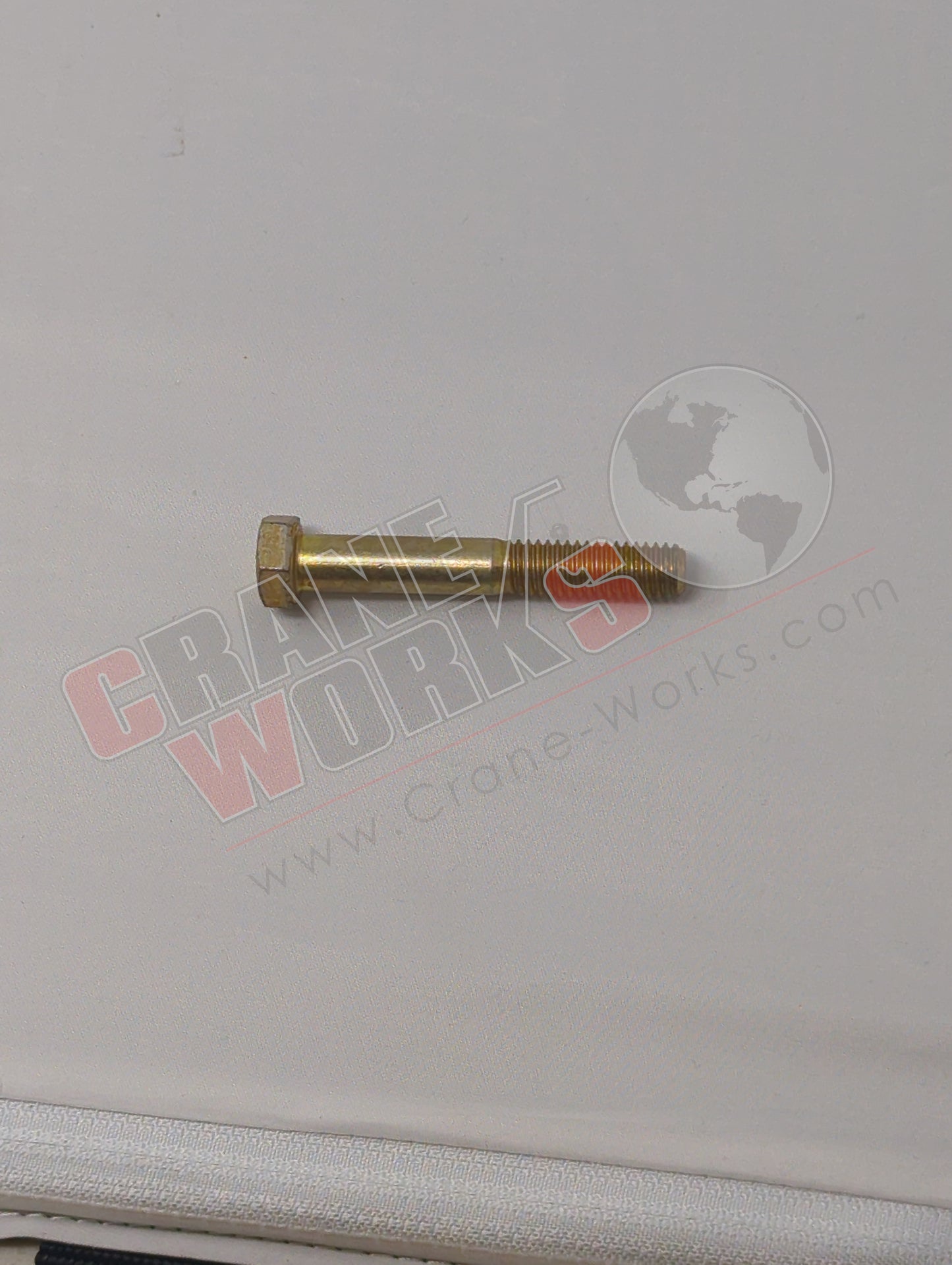 D39060 | New Gr.8Hxcapscrew3/8-16X2-1/2 Zy