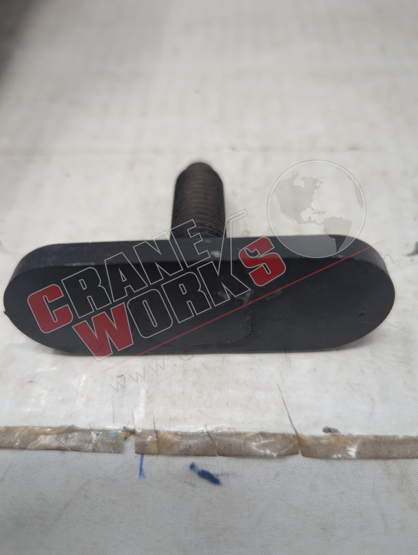 483070092 | New Fork Tine Lock