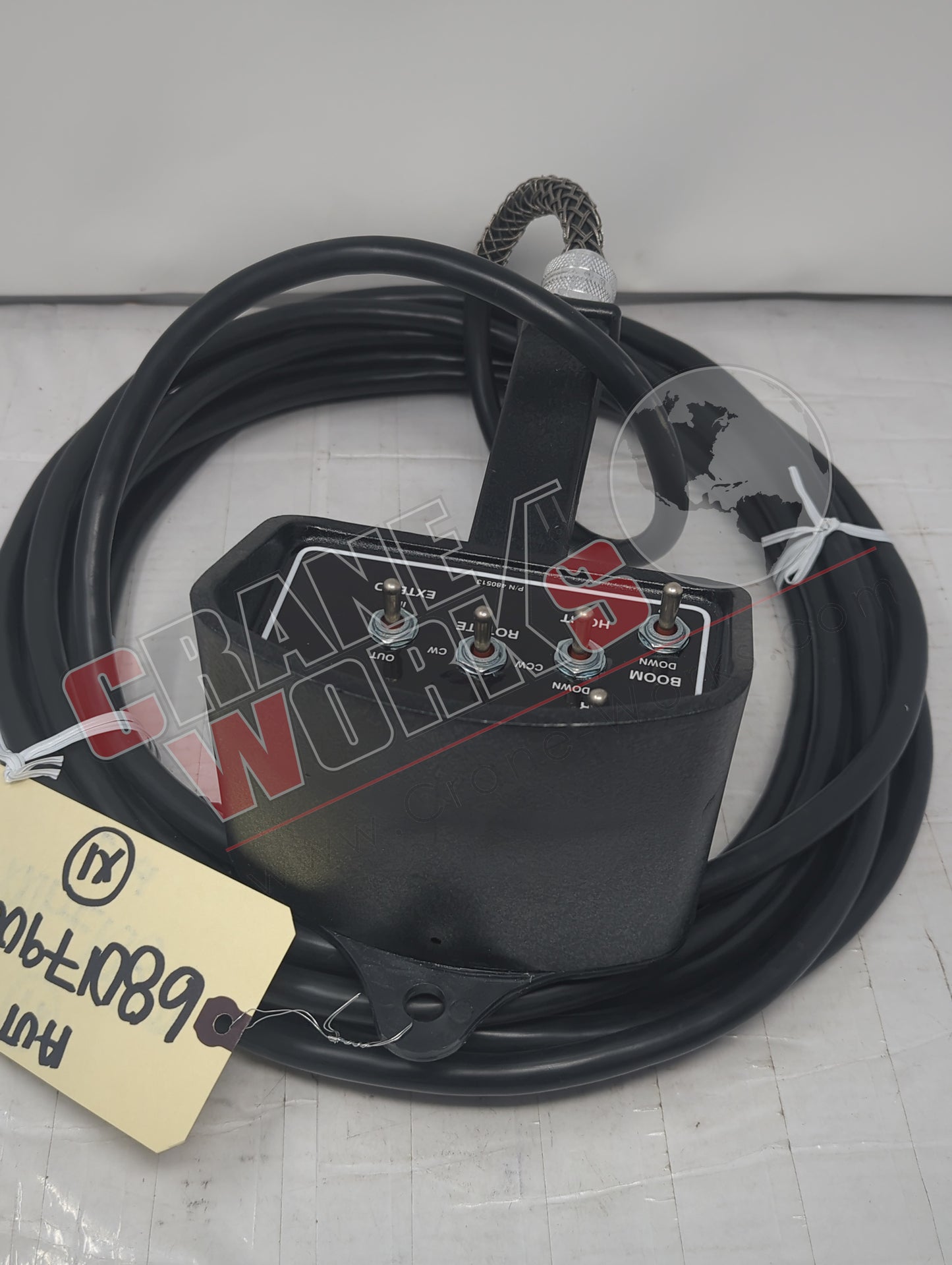 680179000 | New Pendant, 8 Function, On-Off, Non-Prop