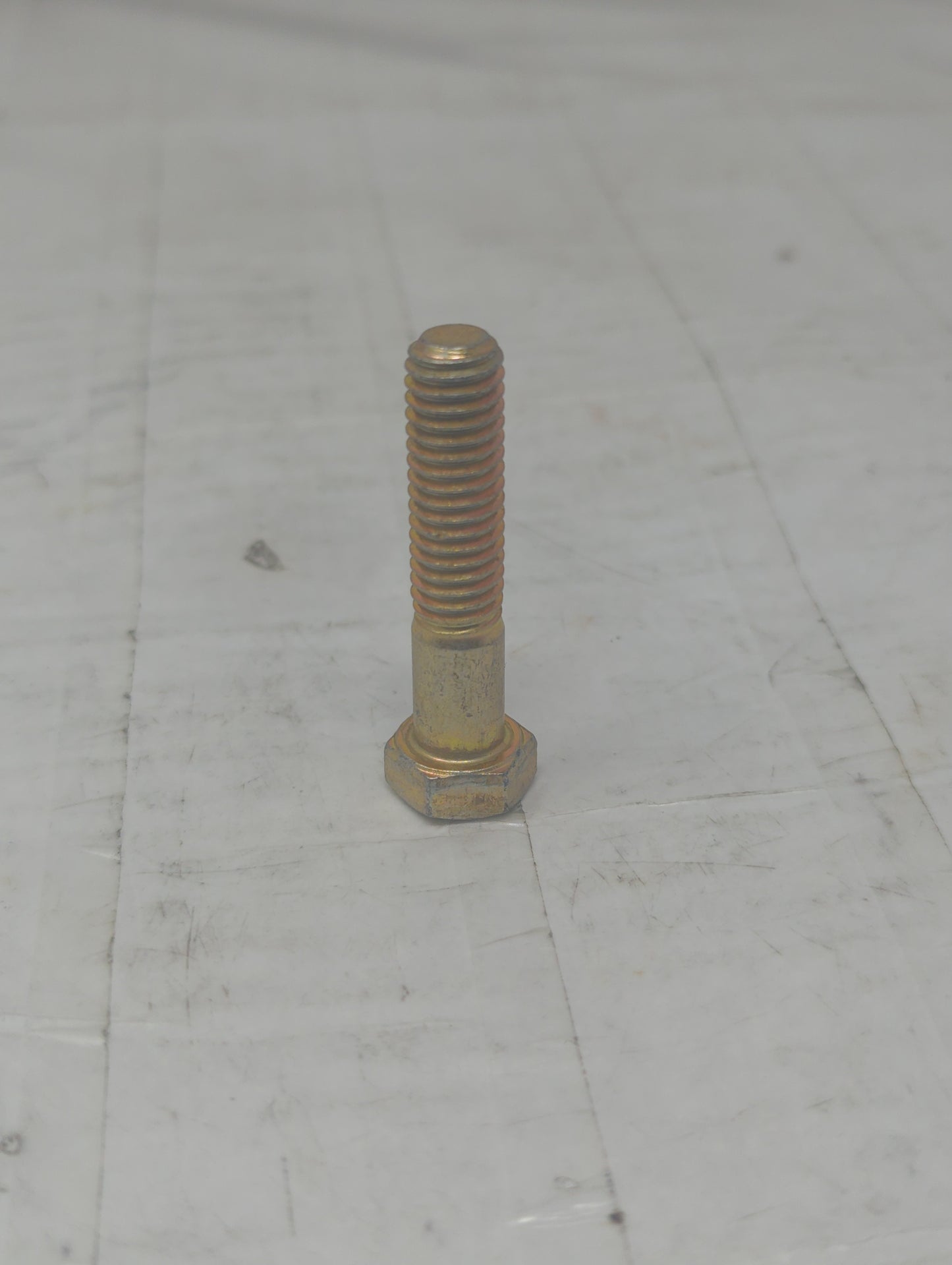D39057 | New 3/8 X 1-3/4 Cap Screw (63134)