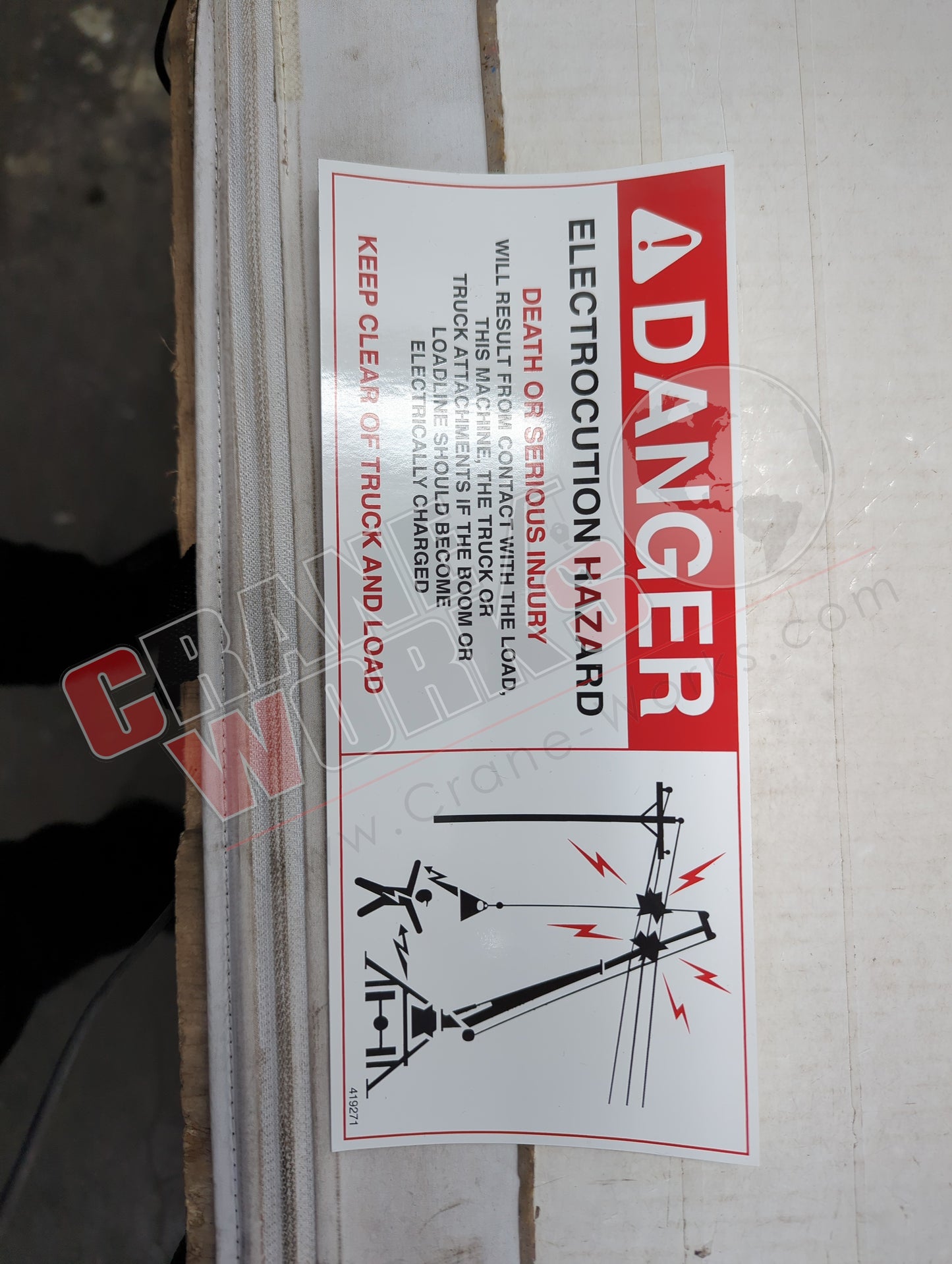 419271TU | New Decal, Electrocution Hazard