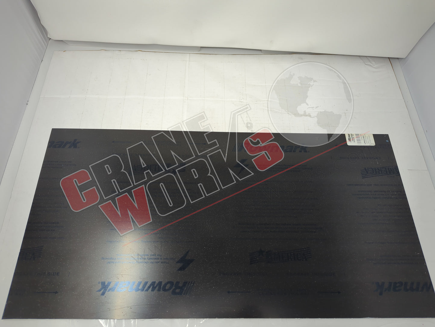 LM922-402 | New Plastic Engraving Plt (Black)