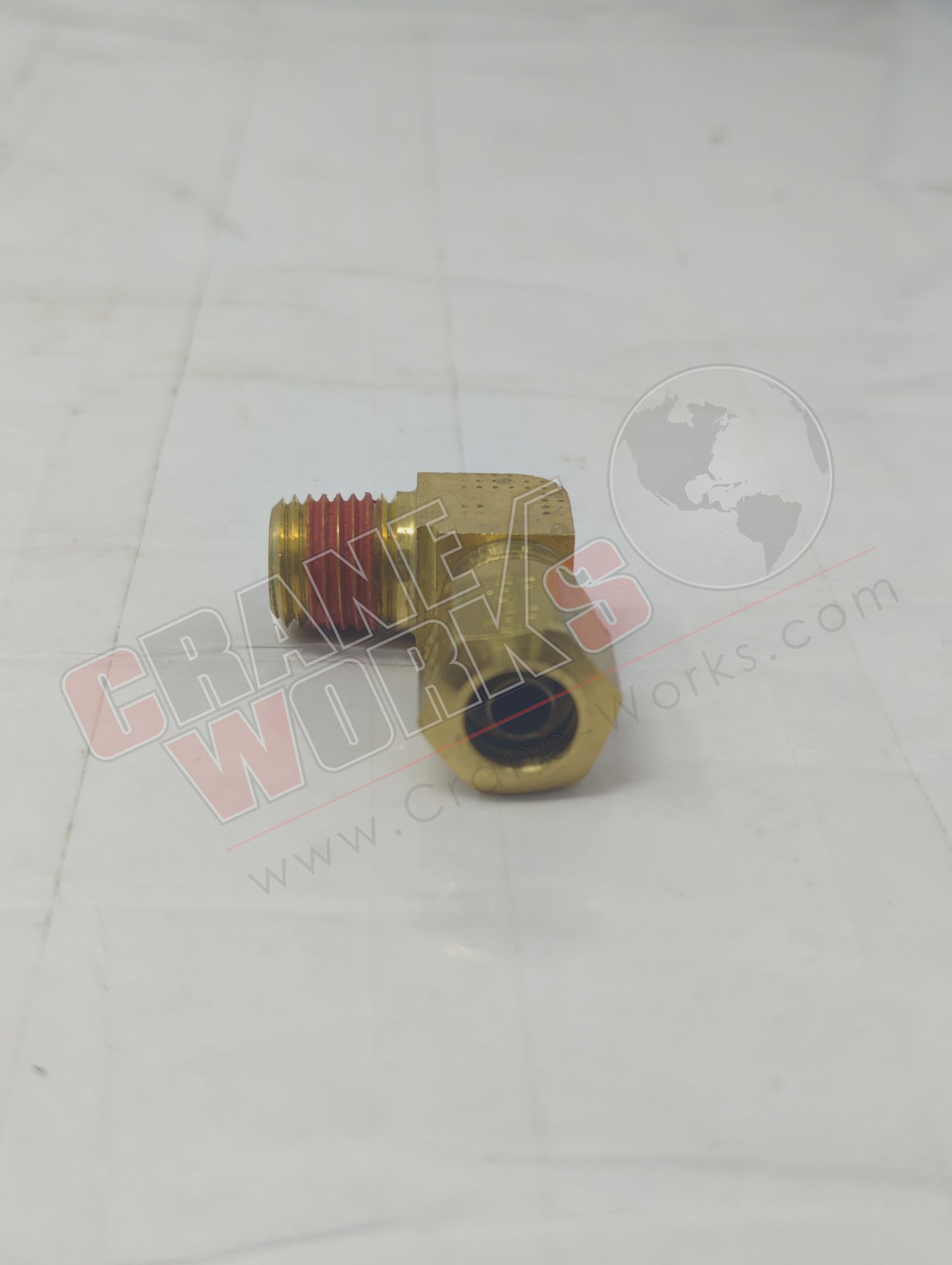 10776 | New 3/8 Tube-1/4 Mpt 90 (269Nta-06-04)