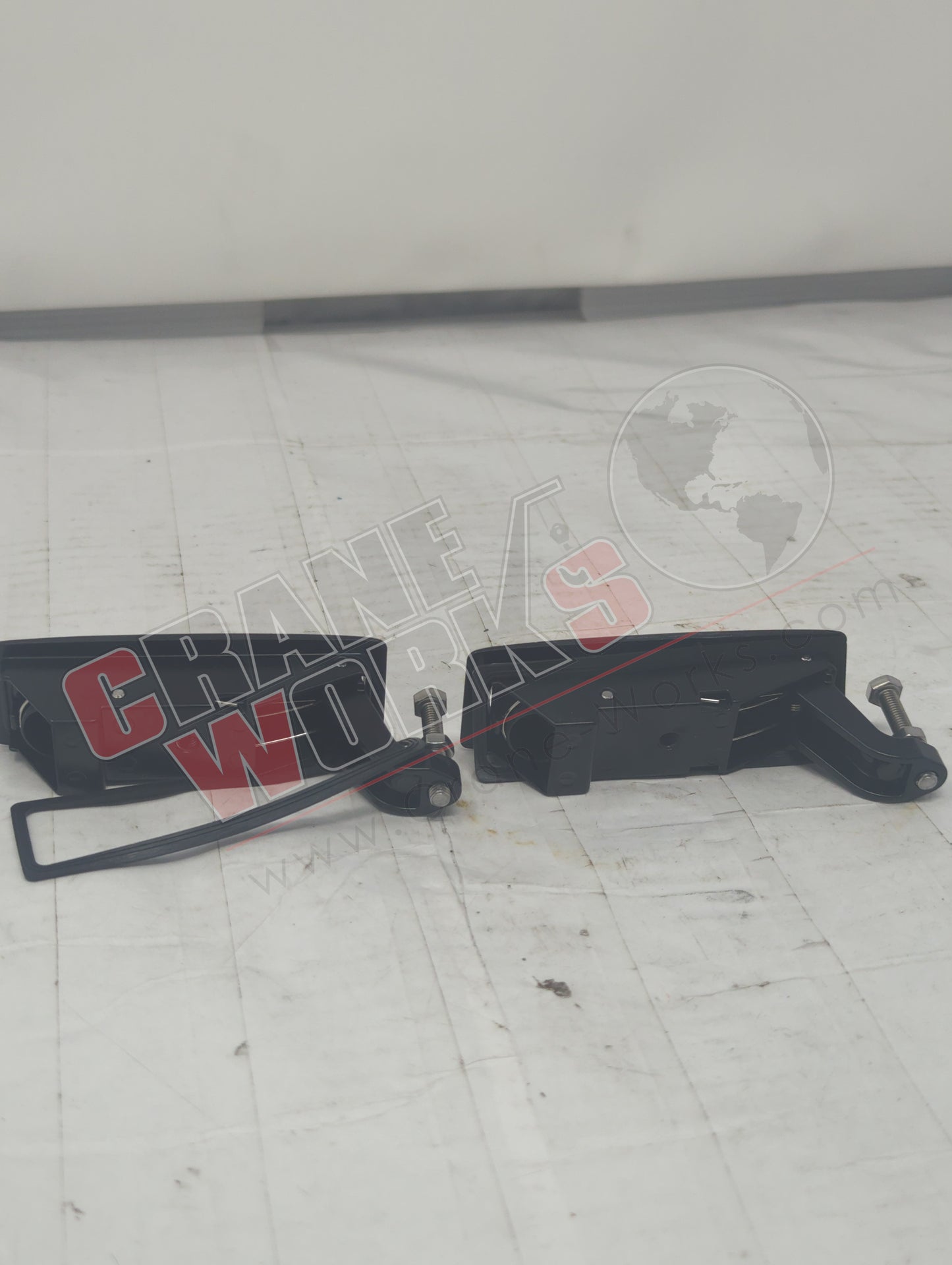 51724525 | New Latch - Panel Cas40P