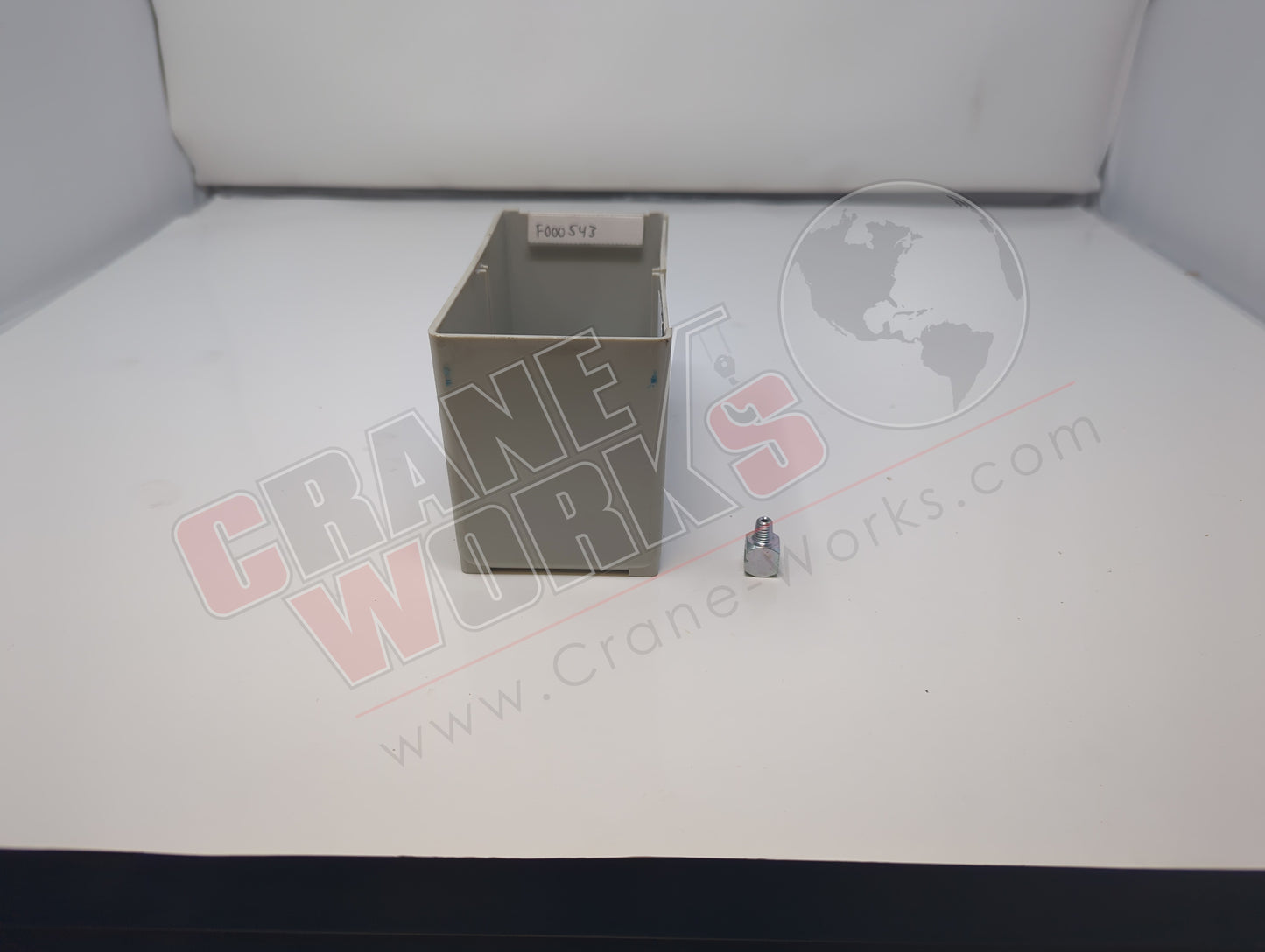 F000543 | New E. Adapter 1/4" Unf 1/8" G