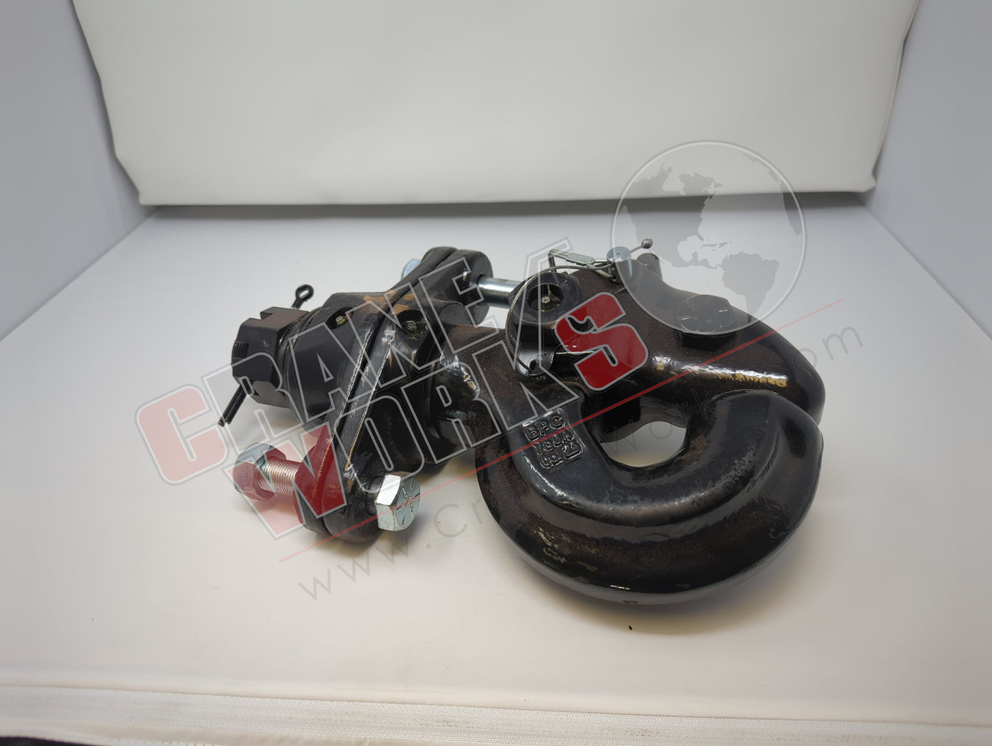 BP760A | New 30 Ton Swivel Pintle Hitch