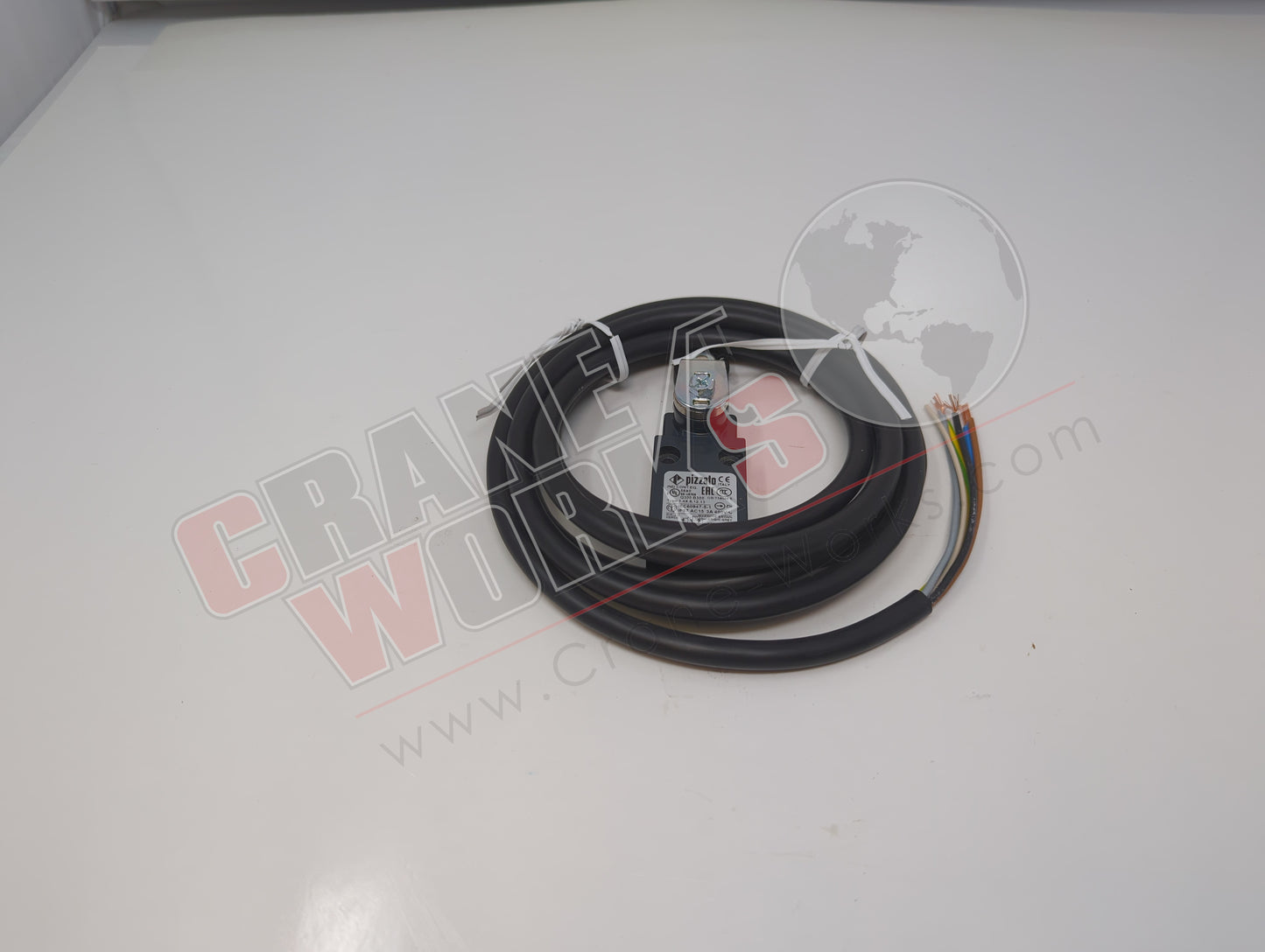 970757743 | New Outrigger Switch