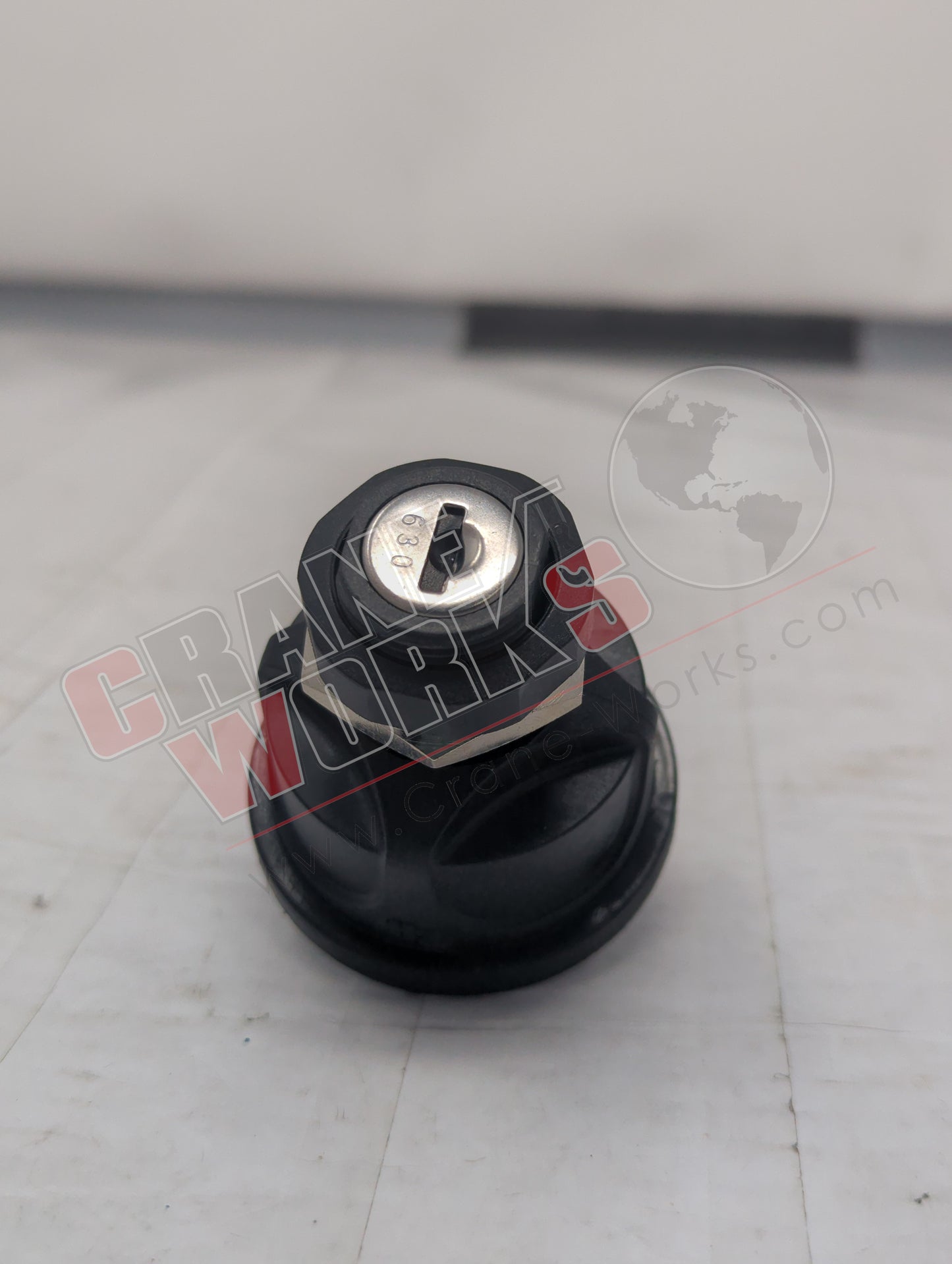 73492 | New Crane Power, 2P Key Switch