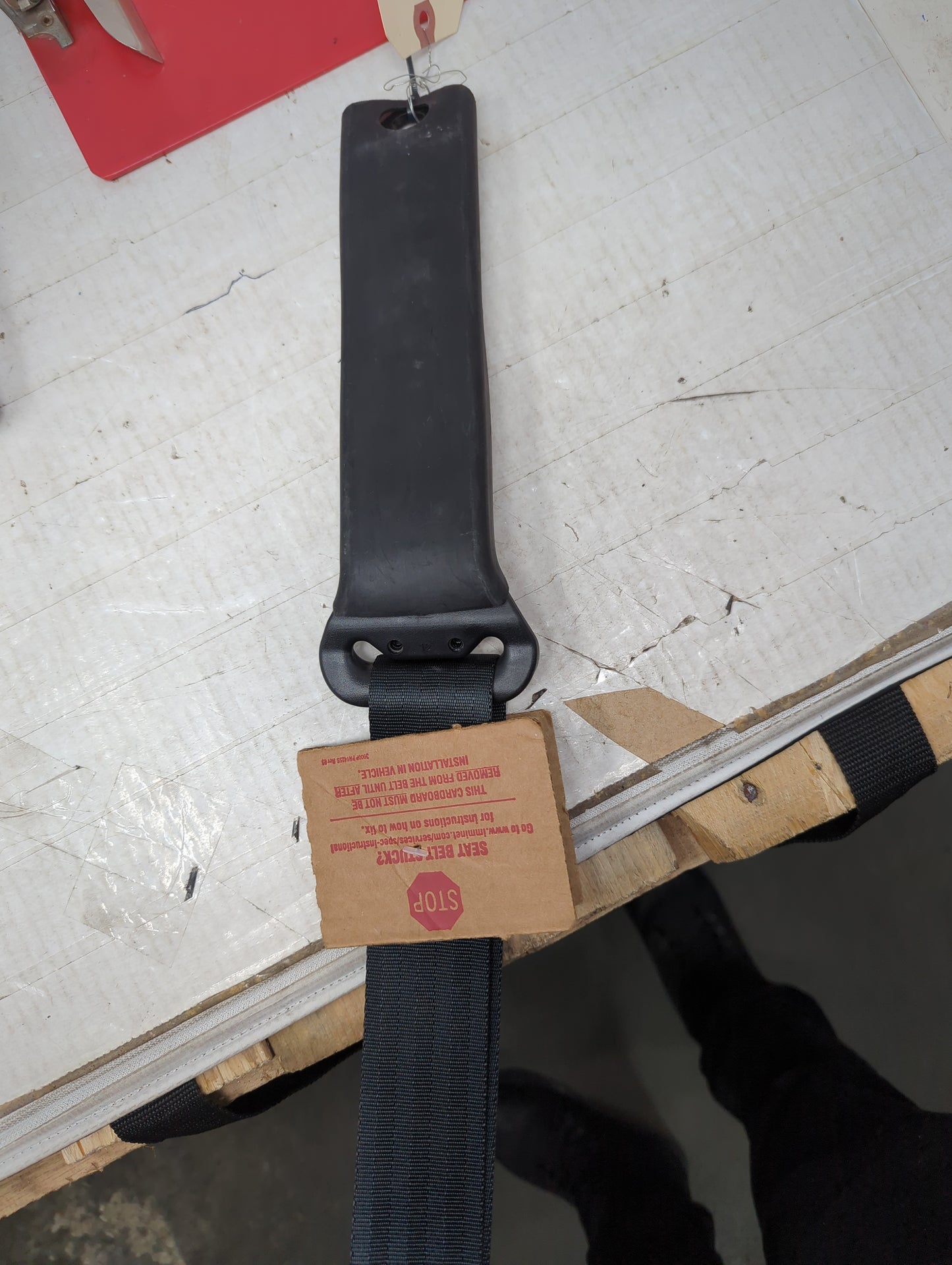 1914100127 | New Belt, Safety (3 Point W/ D-Loop & C2 Buckle)