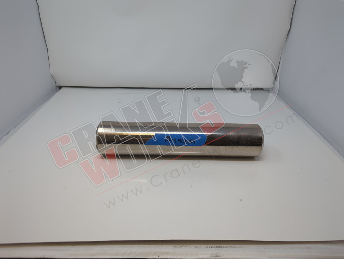 M04.40029 | New Pin; Outrigger Mounting