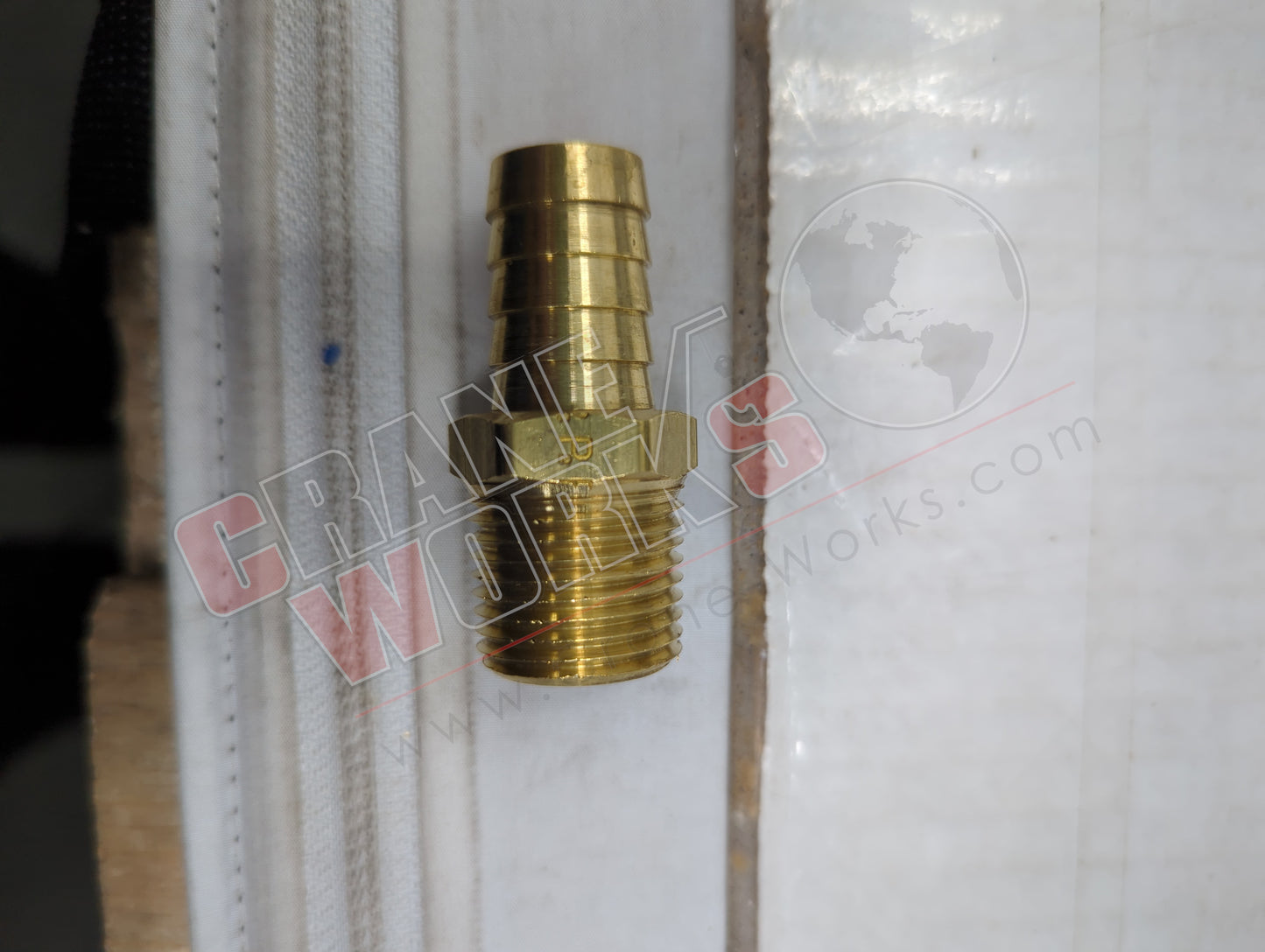 11313 | New Male Pipe Hose Barb Air Hose 5/8X1/2