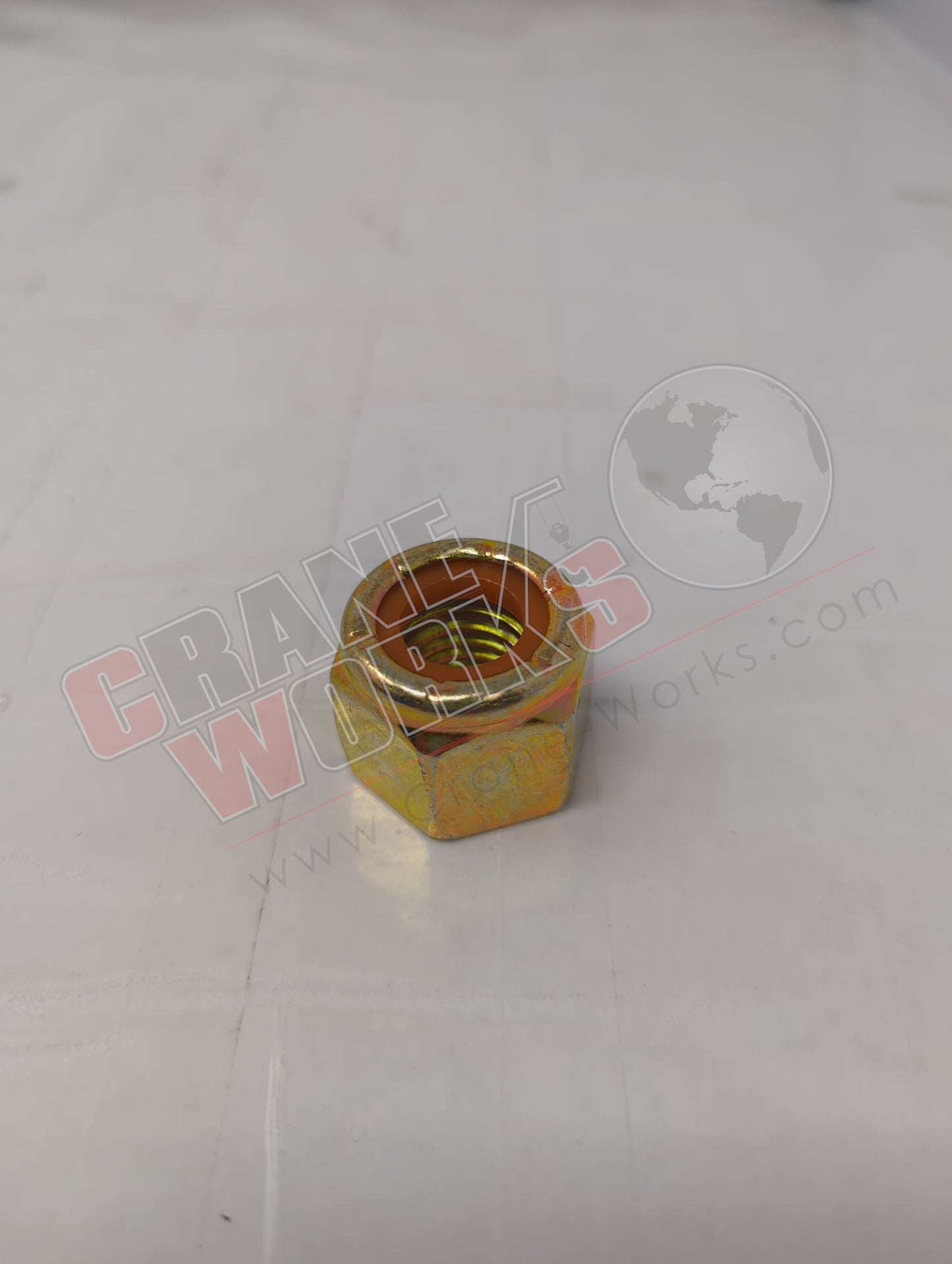 846538 | New Hex Lock Nut 5/8