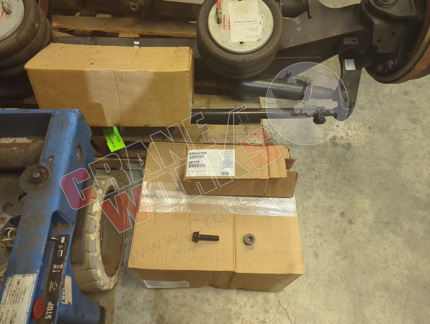 800A0305 | New Kit, Mount (Bolt Kit)