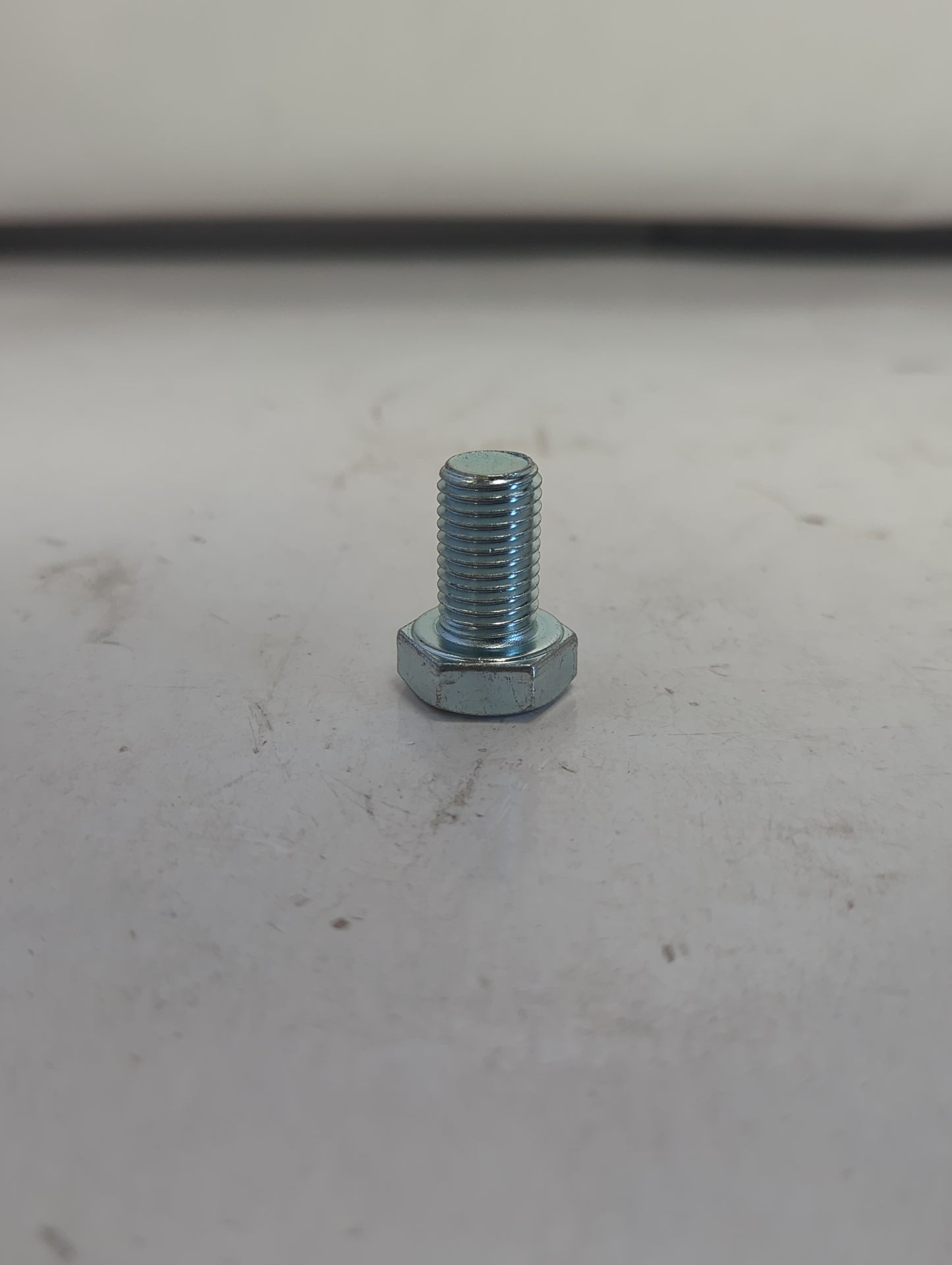 42305 | New Met 8.8 Hx Hd Cap Scr M12X1.5X20Mm