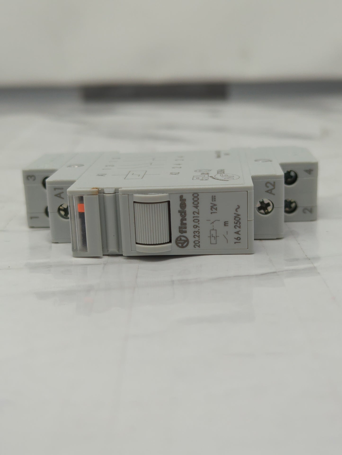 EEA2419 | New Relay, Latching