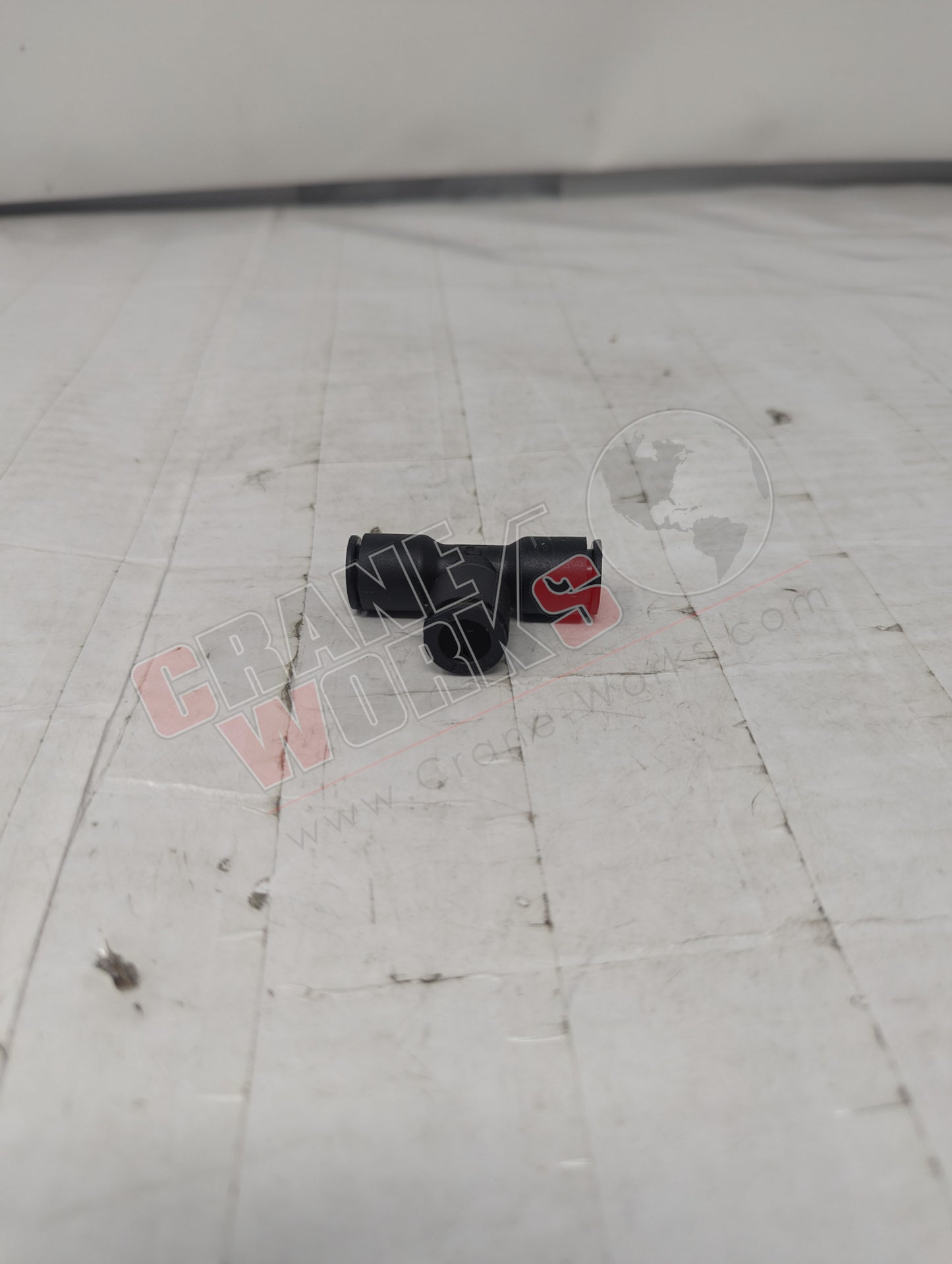 Picture of 48622161, a  New Tee, Union, Ptc, 3/8", angle 2.