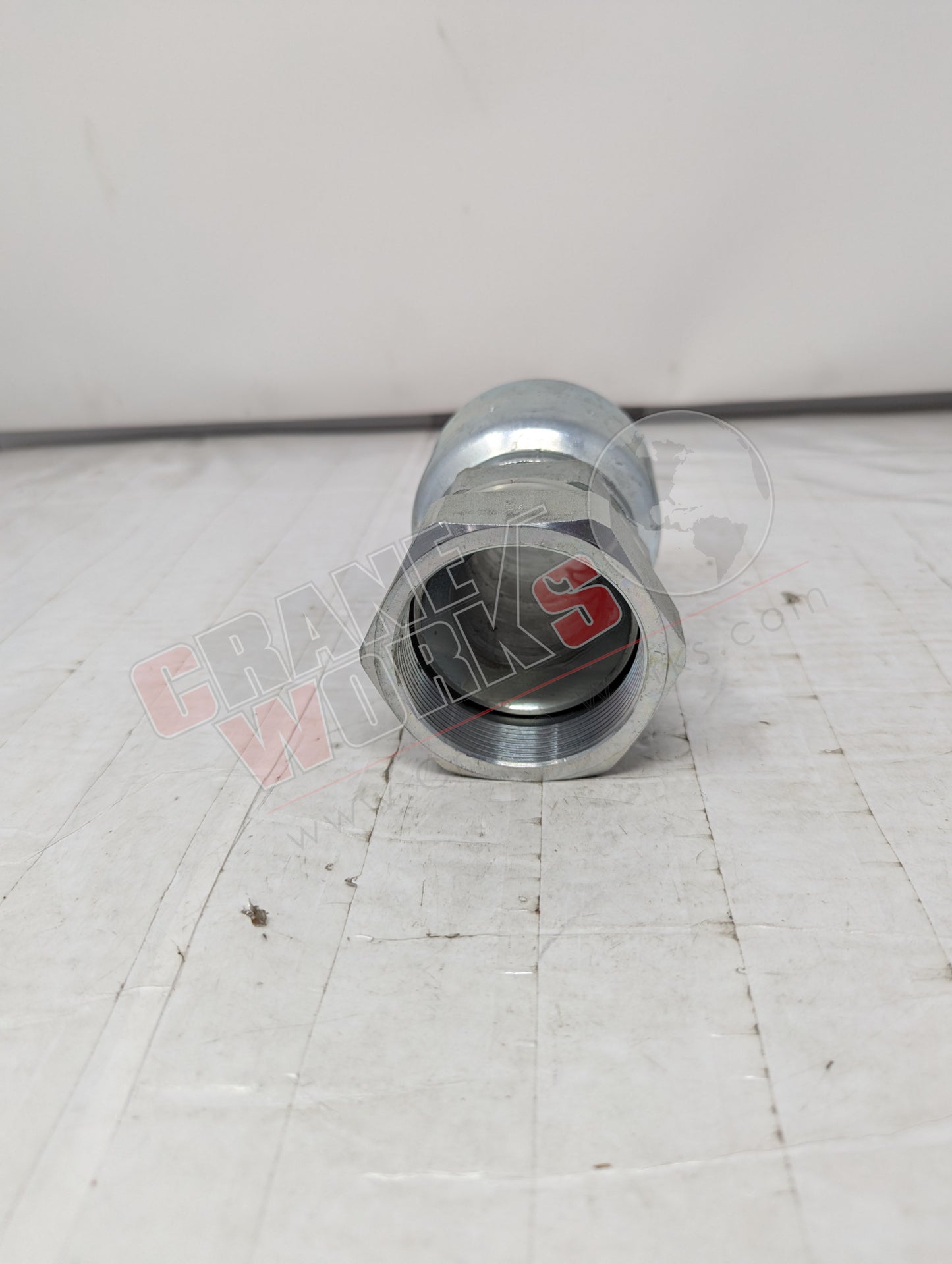 Picture of 10643-32-32, a  New 2" Hose Id X2" Tube, Female Swivel, angle 2.