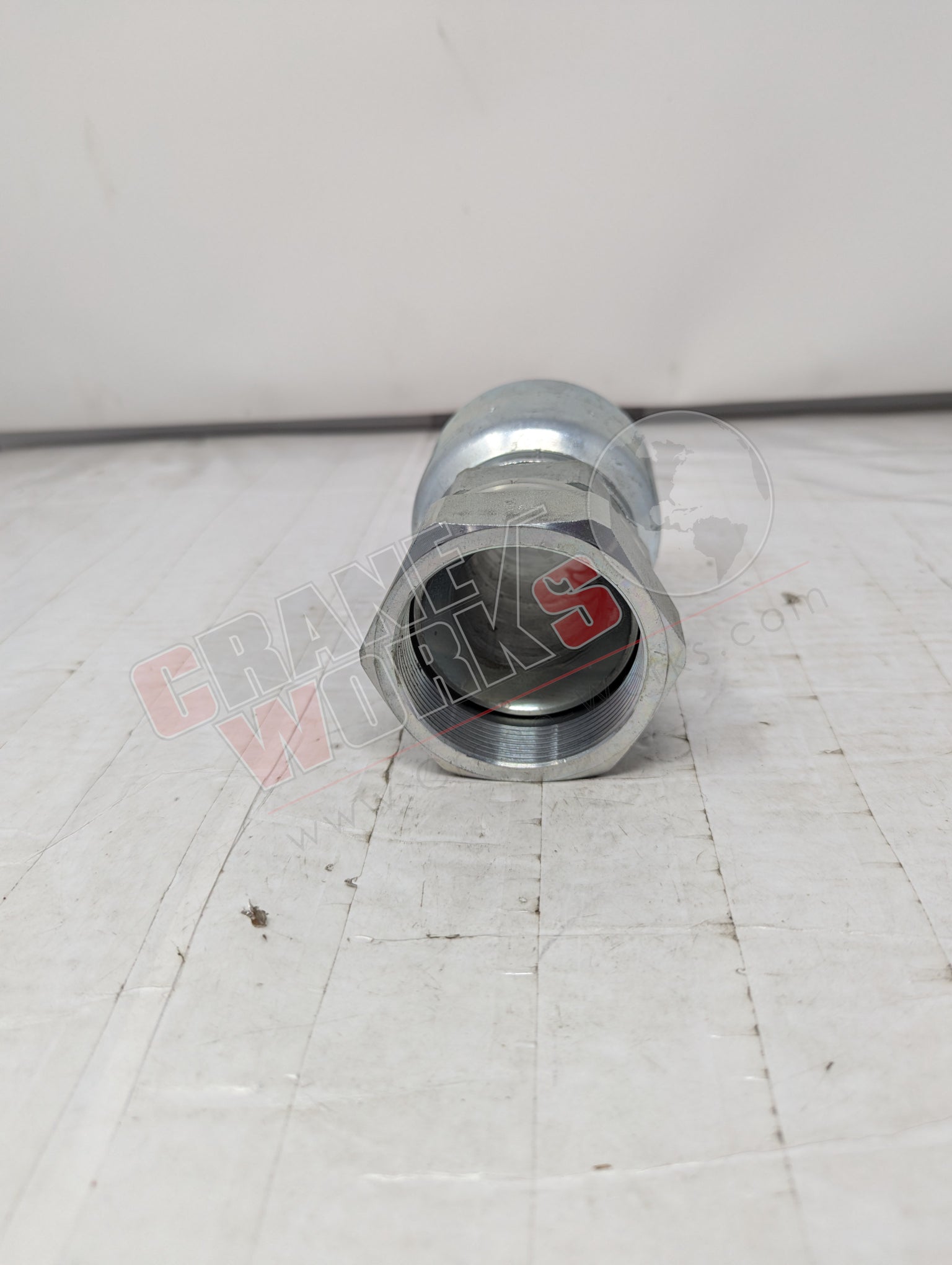 Picture of 10643-32-32, a  New 2" Hose Id X2" Tube, Female Swivel, angle 2.