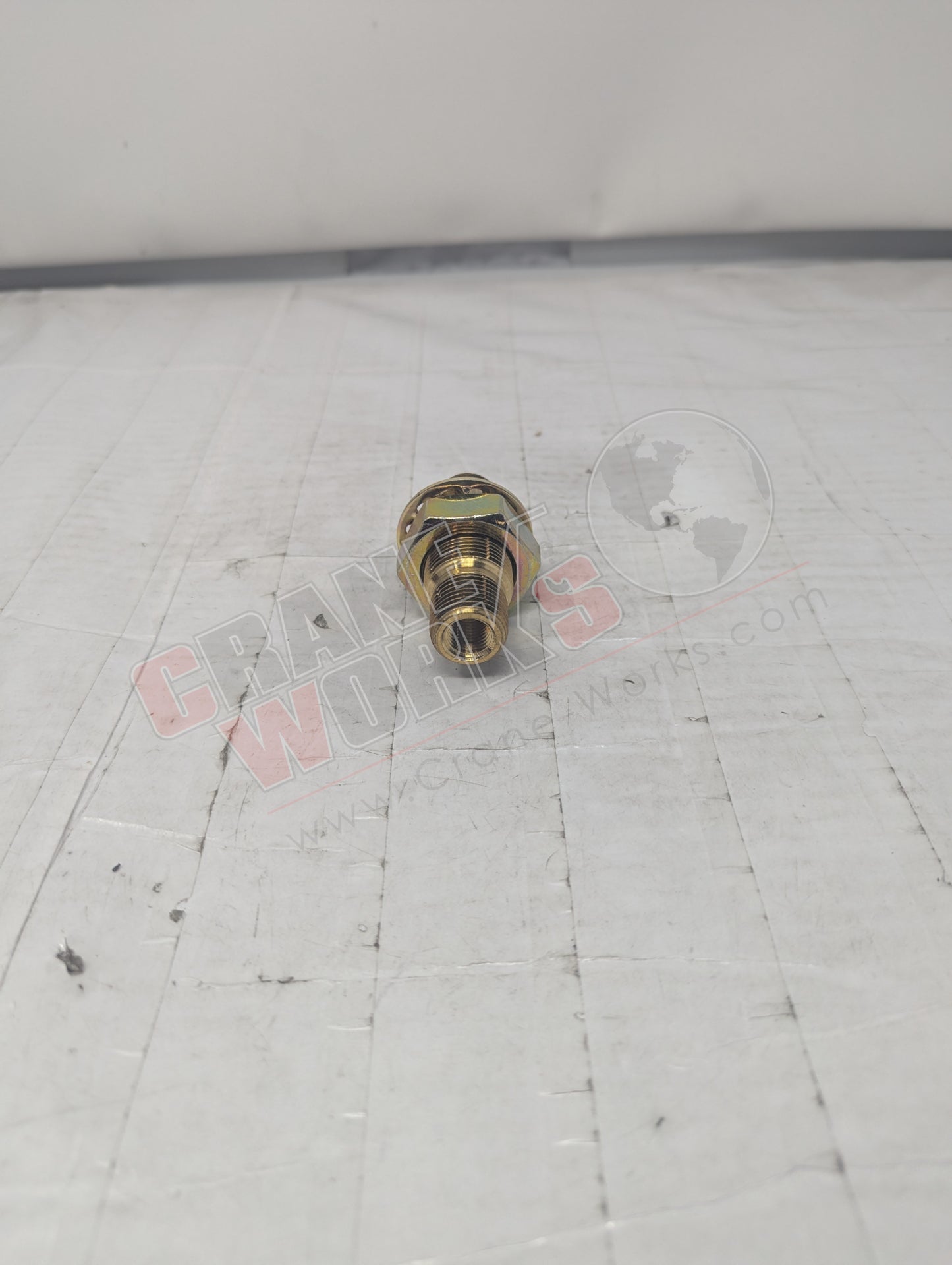 Picture of 90646, a  New Glad Hand Bulk Head 1/2X1/4X2-15/16, angle 3.