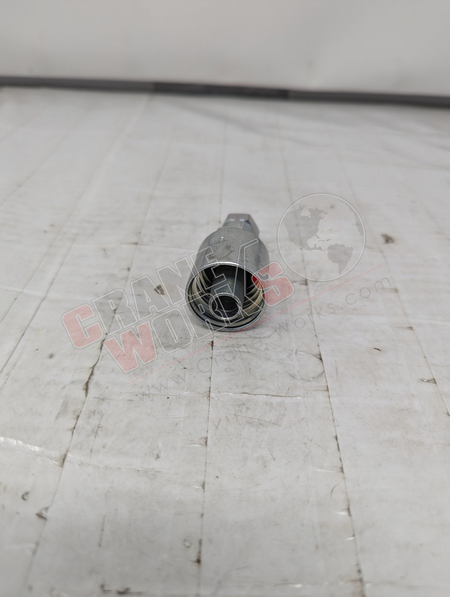 Picture of 10643-6-8, a  New Parkrimp 43  Fm Jic Swvl 3/8" X 1/2", angle 2.