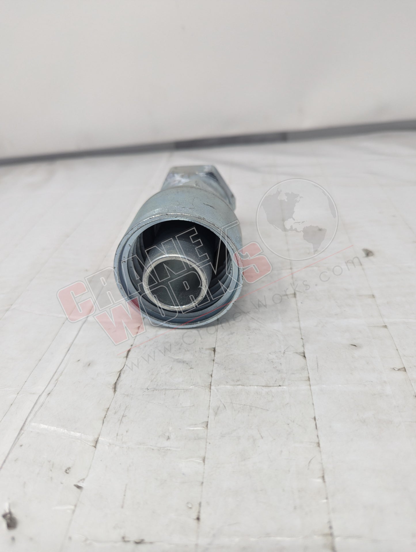 Picture of Pp-00325, a  New Prk 43, F Seal-Lok Swv Str, -20-20, -S, angle 2.