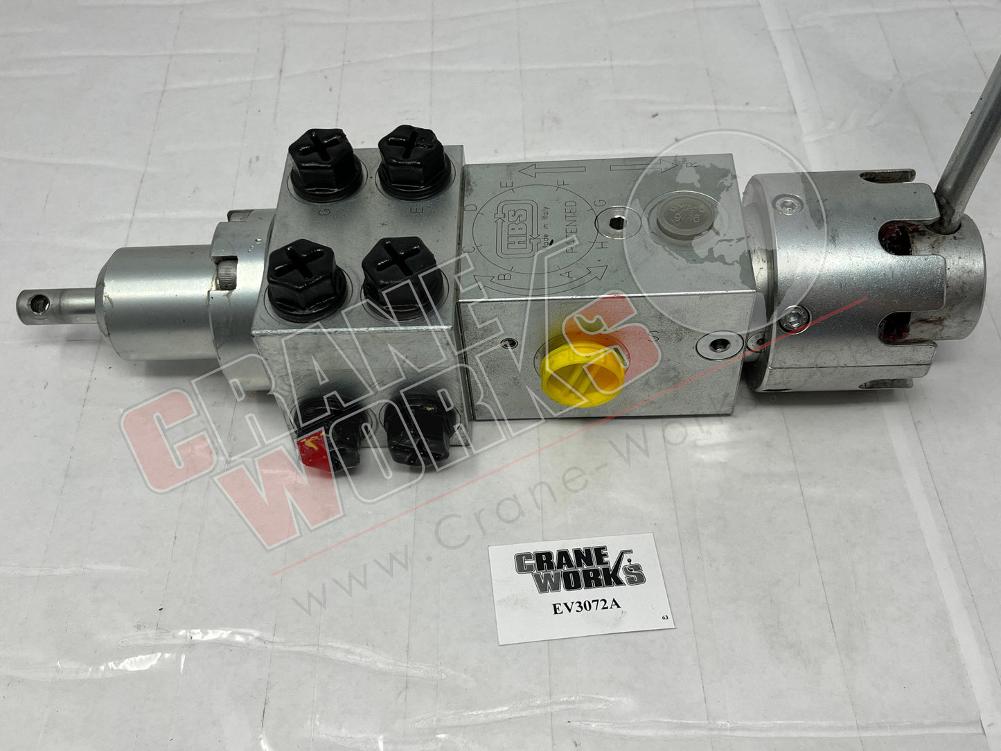 Picture of Outrigger Control Valve, angle 3