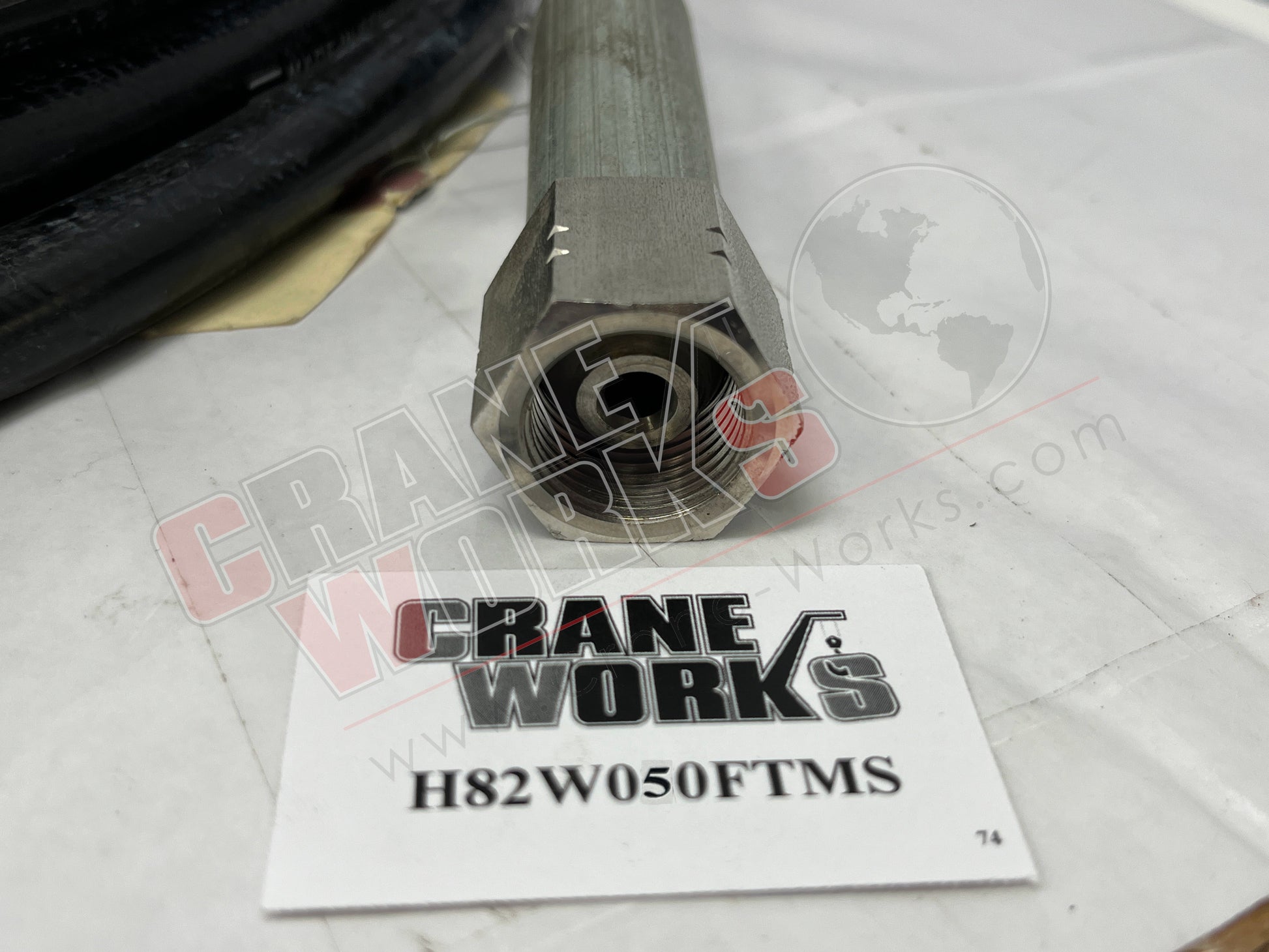 Picture of 3/8" Hose 3/4"X16 Unf Ends, angle 2